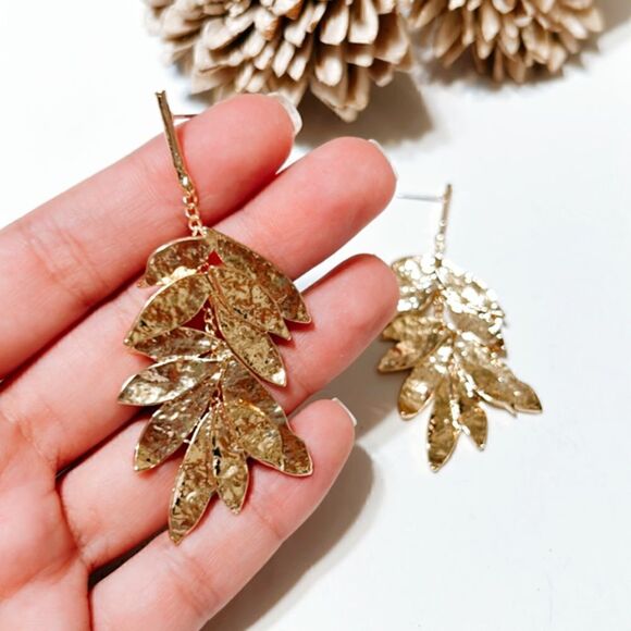 Leaf drop earrings M166 - Picture 4 of 5